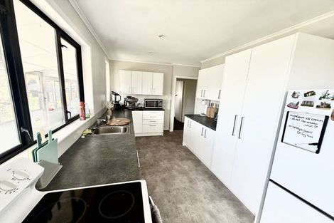 Photo of property in 2 Currey Crescent, Milford, Auckland, 0620