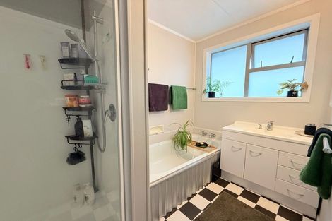 Photo of property in 161 Orangi Kaupapa Road, Northland, Wellington, 6012