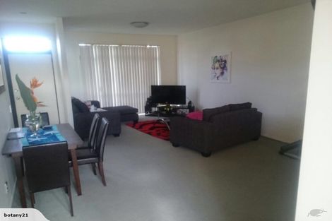 Photo of property in 129/2 Armoy Drive, East Tamaki, Auckland, 2016