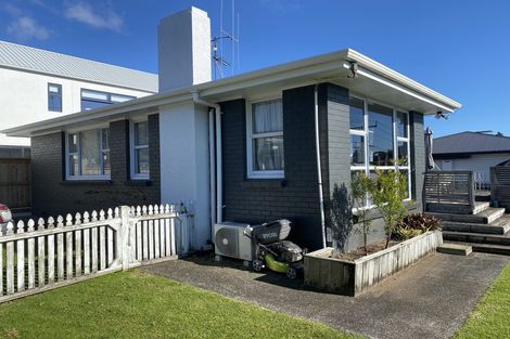 Photo of property in 1 Upland Street, Brookfield, Tauranga, 3110