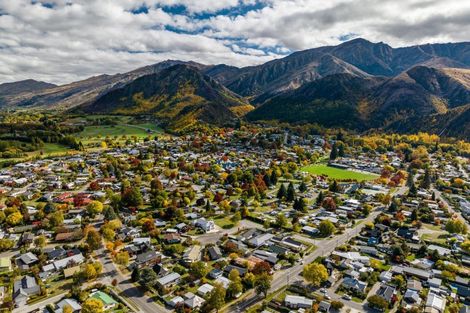 Photo of property in 38 Centennial Avenue, Arrowtown, 9302