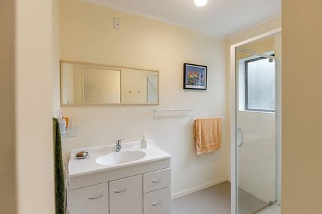 Photo of property in 12 Ara Kuaka, Waikanae Beach, Waikanae, 5036