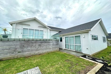 Photo of property in 9 Kaipuke Crescent, Gulf Harbour, Whangaparaoa, 0930