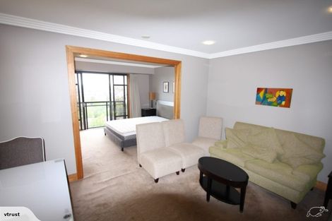 Photo of property in The Metropolis Apartments, 2710/1 Courthouse Lane, Auckland Central, Auckland, 1010