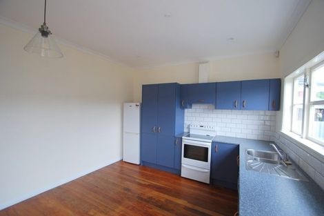 Photo of property in 77 Bell Road, Waiwhetu, Lower Hutt, 5010