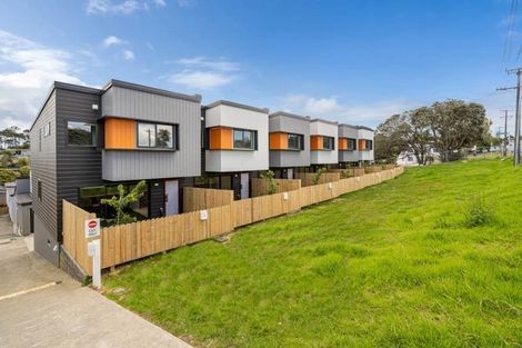 Photo of property in 198 Forrest Hill Road, Forrest Hill, Auckland, 0620