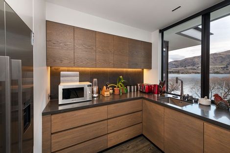 Photo of property in 4 Bay Rise, Wanaka, 9305