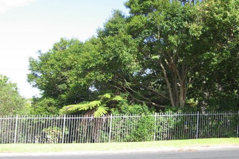 Photo of property in 88 Kowhai Road, Campbells Bay, Auckland, 0630