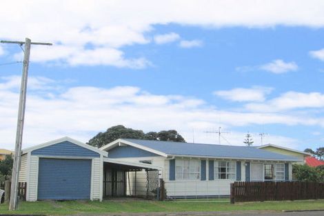 Photo of property in 55 Hillview Road, Waihi Beach, 3611