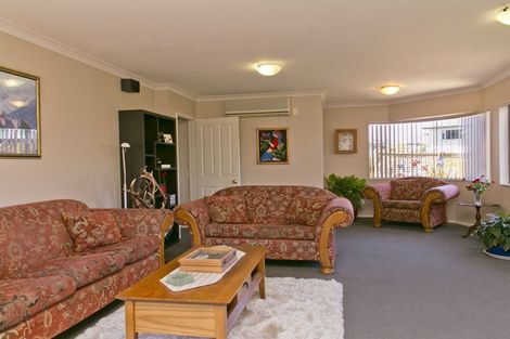Photo of property in 2/2 Astelia Way, Waipahihi, Taupo, 3330