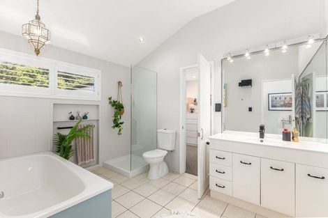 Photo of property in 120a Motuhara Road, Plimmerton, Porirua, 5026