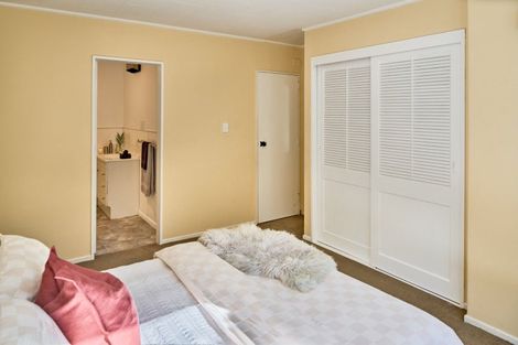 Photo of property in 447 Muritai Road, Eastbourne, Lower Hutt, 5013