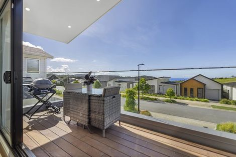 Photo of property in 62 Matangi View Drive, Orewa, 0931