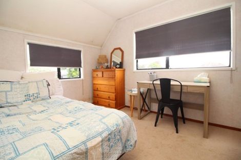 Photo of property in 15a Fitzroy Street, Papatoetoe, Auckland, 2104
