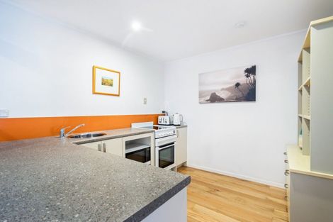 Photo of property in 140 Anzac Road, Pukekohe, 2120