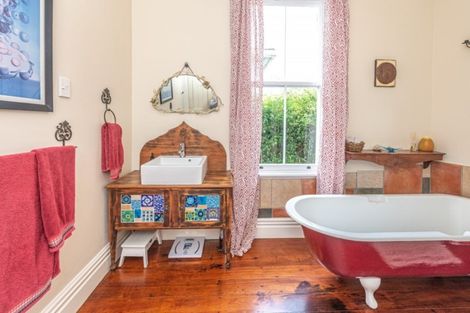 Photo of property in 15 Tawa Street, Gonville, Whanganui, 4501