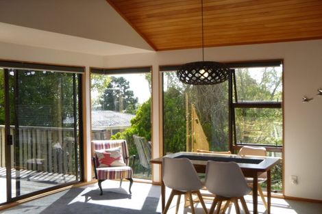 Photo of property in 2/24 Nigel Road, Browns Bay, Auckland, 0630