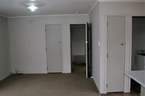 Photo of property in 2a Tralee Place, Hillcrest, Hamilton, 3216