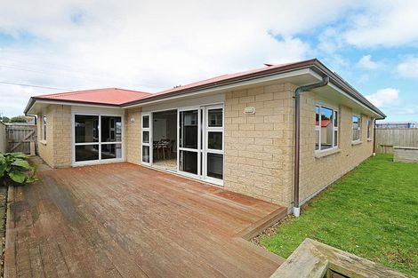 Photo of property in 32 Ihaia Road, Opunake, 4616