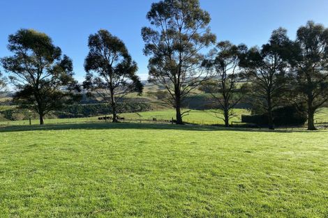 Photo of property in 420 Dunrobin Road, Fuchsia Creek, Oamaru, 9491