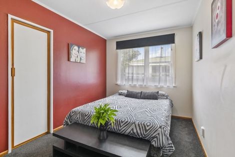 Photo of property in 51 Parenga Street, Wainuiomata, Lower Hutt, 5014