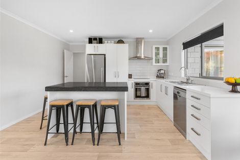 Photo of property in 27 Fairway Drive, Morrinsville, 3300