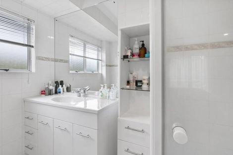 Photo of property in 12 Sycamore Place, Pukete, Hamilton, 3200