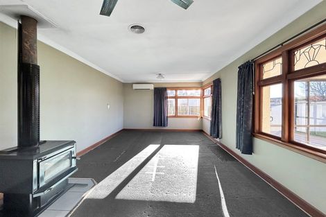 Photo of property in 16 Milton Street, Gore, 9710