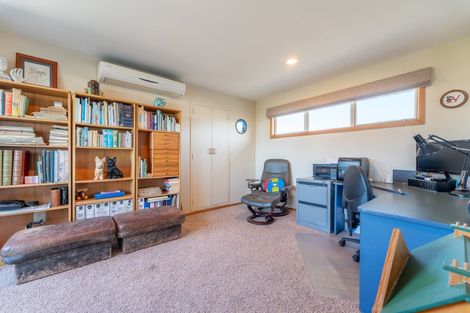 Photo of property in 1 Evans Street, Maori Hill, Timaru, 7910