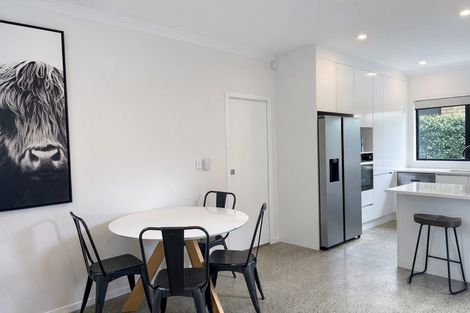 Photo of property in 118c Kervil Avenue, Te Atatu Peninsula, Auckland, 0610