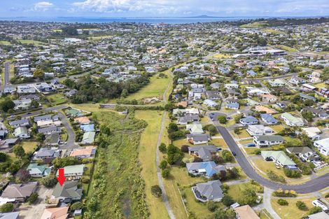 Photo of property in 70 Donald Street, Stanmore Bay, Whangaparaoa, 0932