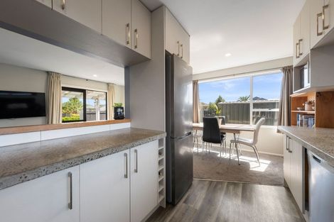 Photo of property in 38 Bayswater Crescent, Bromley, Christchurch, 8062