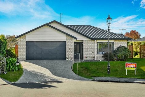 Photo of property in 25 Northmeadow Drive, Rototuna, Hamilton, 3210