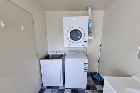 Photo of property in 105a Elizabeth Street, Riccarton, Christchurch, 8041