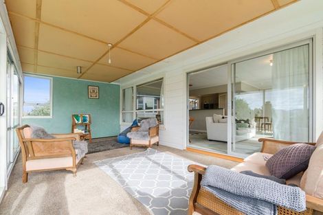 Photo of property in 21 Polandson Place, Opaheke, Papakura, 2113