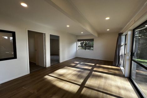 Photo of property in 4 Dalmeny Close, Murrays Bay, Auckland, 0630