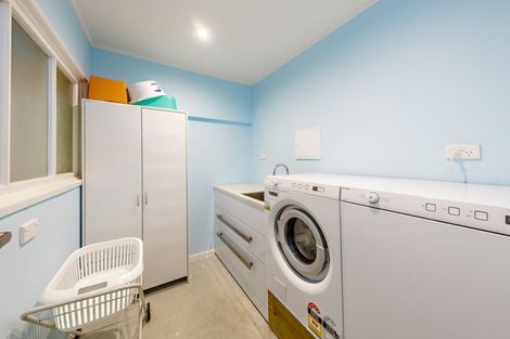 Photo of property in 19 Greers Road, Weymouth, Auckland, 2103