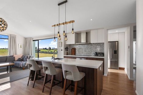 Photo of property in 37 Silver Peaks Drive, West Melton, 7618