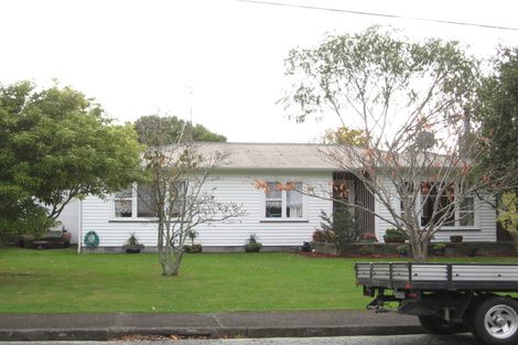 Photo of property in 19 Buckley Grove, Paraparaumu, 5032