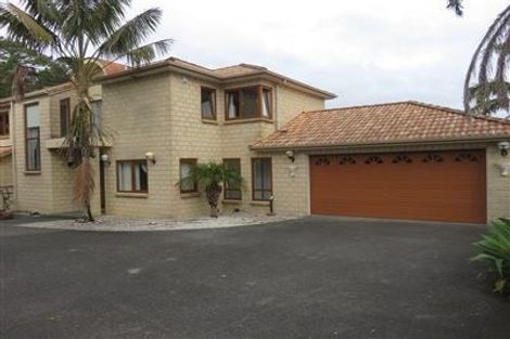 Photo of property in 20 Kittiwake Drive, Schnapper Rock, Auckland, 0632