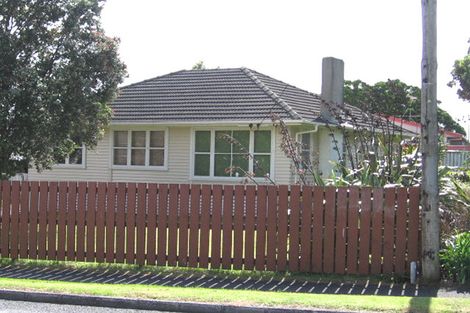 Photo of property in 1/85 Taikata Road, Te Atatu Peninsula, Auckland, 0610