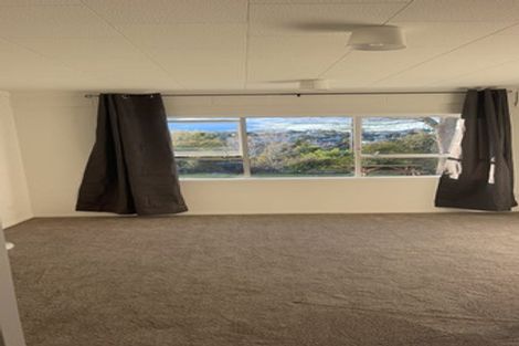 Photo of property in 8 Acacia Road, Torbay, Auckland, 0632