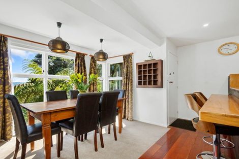 Photo of property in 3a Whiorau Grove, Lowry Bay, Lower Hutt, 5013