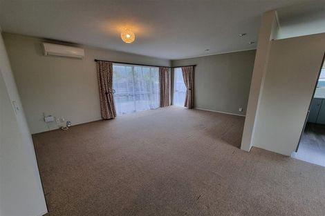 Photo of property in 9b Barraud Place, Pukehangi, Rotorua, 3015