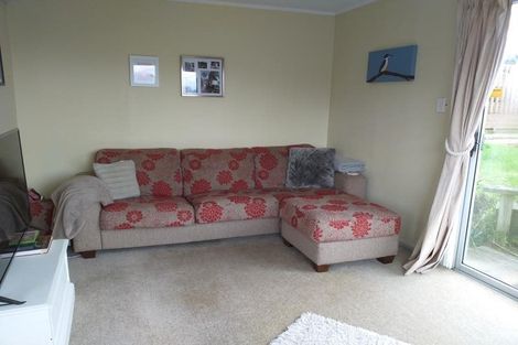 Photo of property in 35b Dominion Park Street, Johnsonville, Wellington, 6037