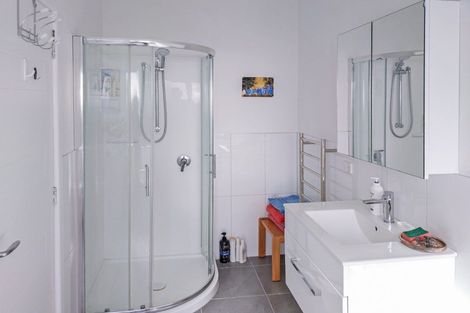 Photo of property in 30 Coote Road, Bluff Hill, Napier, 4110
