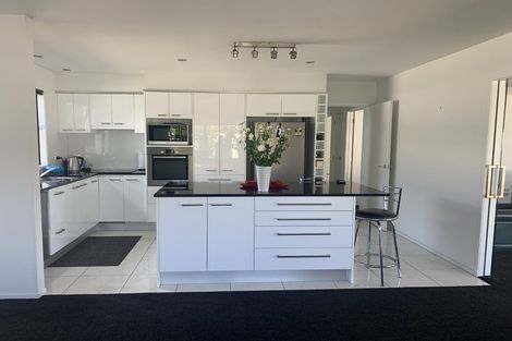 Photo of property in 10a Valley Road, Mount Maunganui, 3116