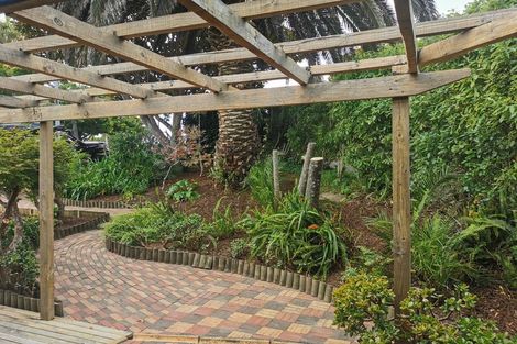 Photo of property in 29 Salem Place, Torbay, Auckland, 0630