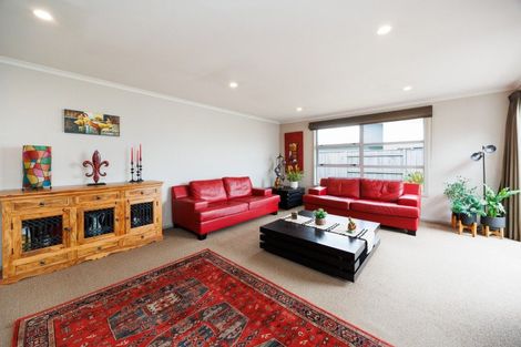 Photo of property in 46 Rosalie Terrace, Kelvin Grove, Palmerston North, 4414