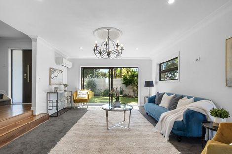 Photo of property in 1034 Scenic Drive North, Swanson, Auckland, 0816